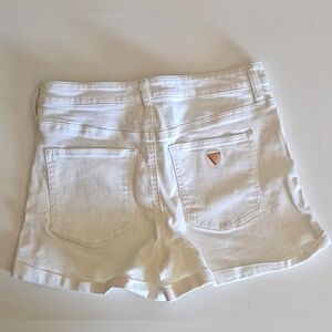 🌺Guess White Denim Shorts